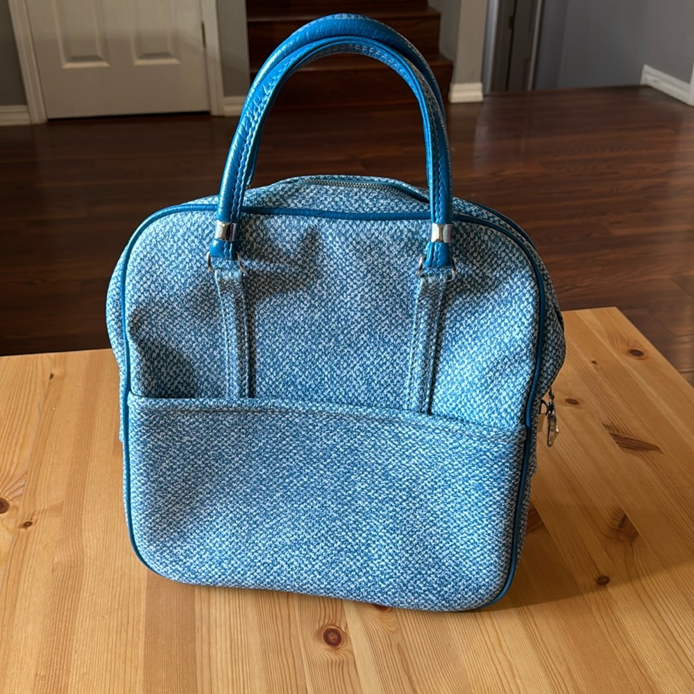 Vintage Lady Baltimore Blue Luggage Bag